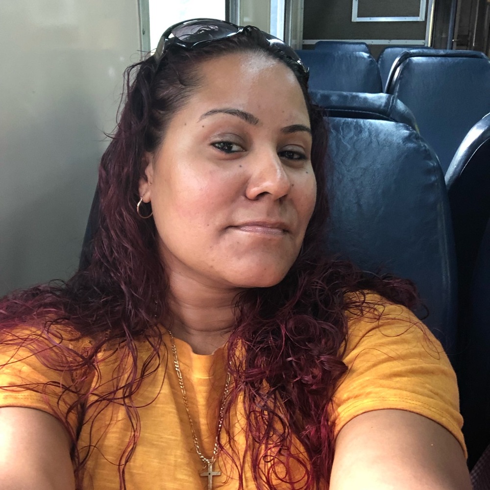 Meet your Posher, Elaine